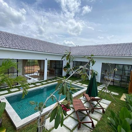 Allure Villa Cempaka Private Pool Kuantan Exterior foto